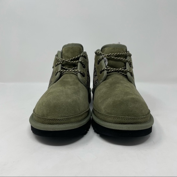 New UGG Neumel GORE-TEX Chukka Ankle Boots - Picture 2 of 7